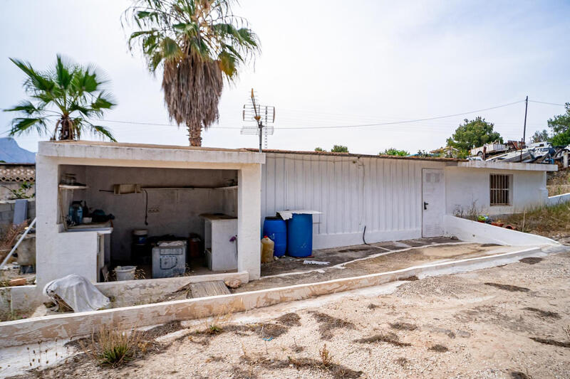 4 soveværelse Landsted til salg