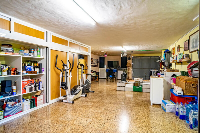 5 bedroom Villa for sale