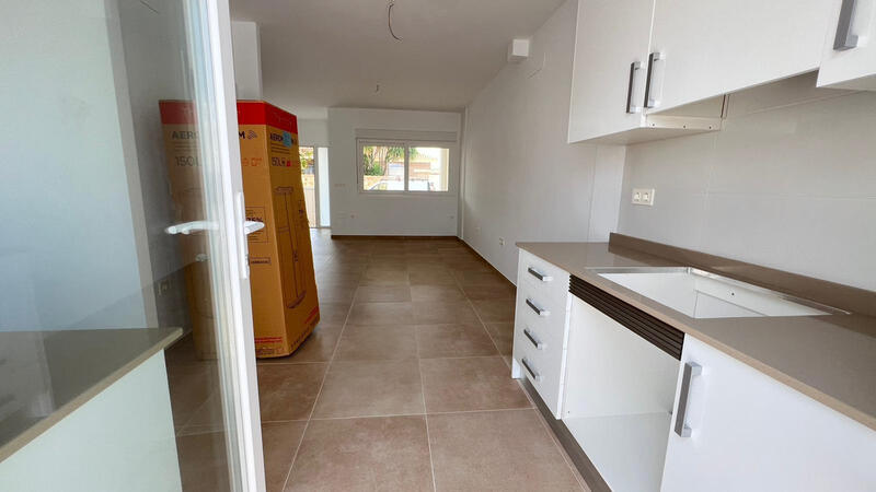 3 bedroom Townhouse for sale