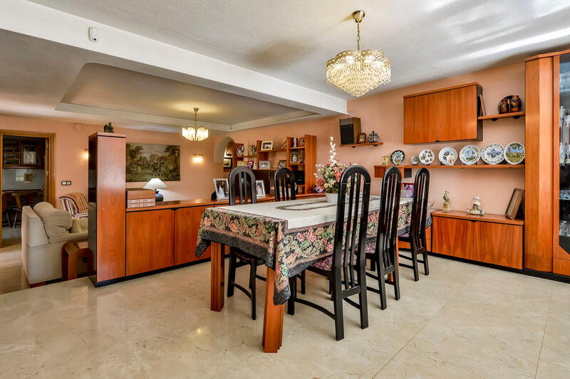 6 slaapkamer Villa Te koop