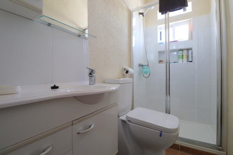 2 Schlafzimmer Stadthaus zu verkaufen