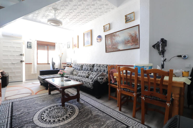 2 Schlafzimmer Stadthaus zu verkaufen