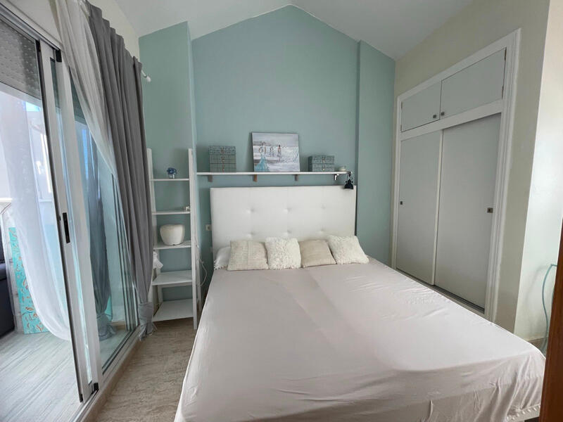 3 slaapkamer Gezinswoning Te koop