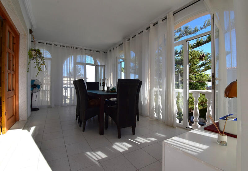 4 Schlafzimmer Villa zu verkaufen