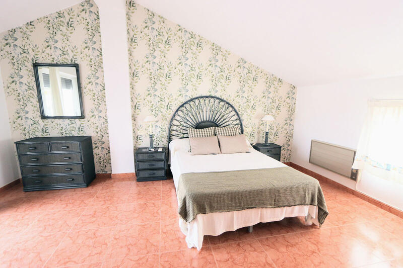 4 Schlafzimmer Stadthaus zu verkaufen