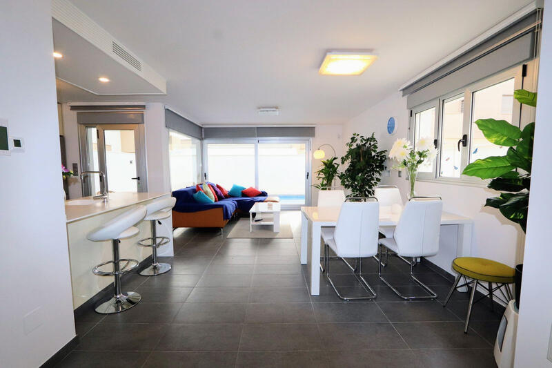 3 Cuarto Villa en venta