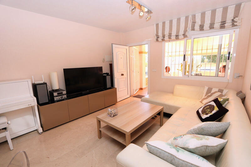 3 Schlafzimmer Stadthaus zu verkaufen