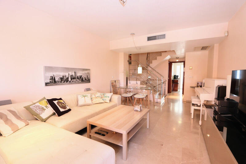 3 Schlafzimmer Stadthaus zu verkaufen