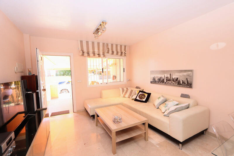 3 Schlafzimmer Stadthaus zu verkaufen