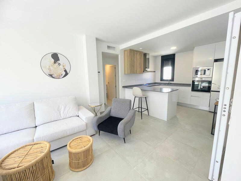 2 спальная комната квартира продается