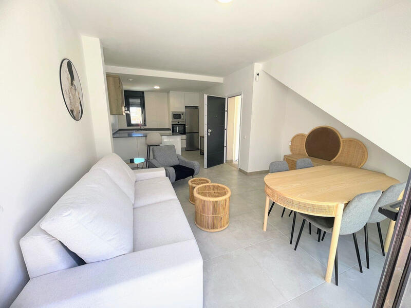 2 спальная комната квартира продается