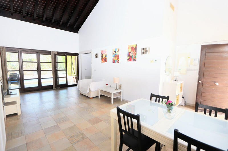 2 Cuarto Villa en venta