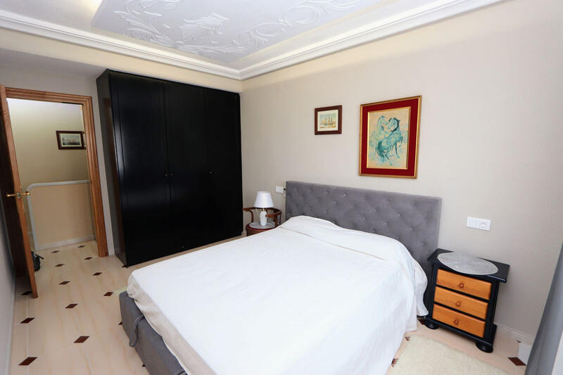 3 спальная комната вилла продается