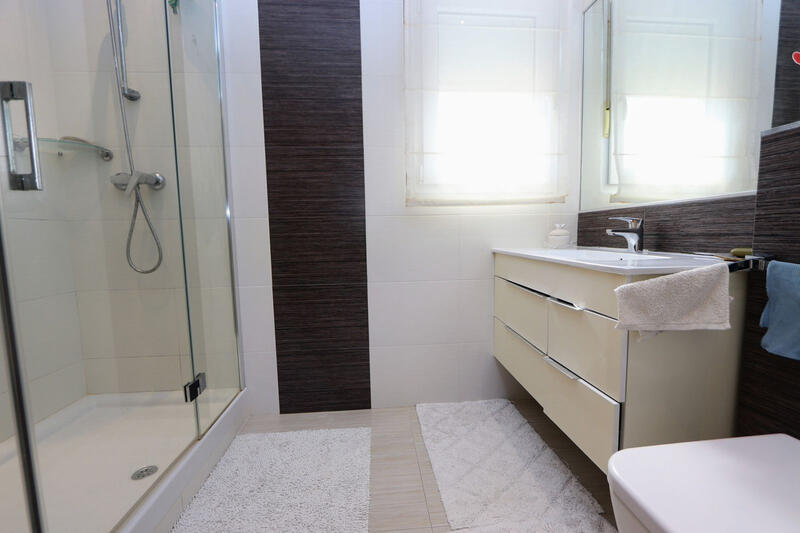 3 спальная комната вилла продается