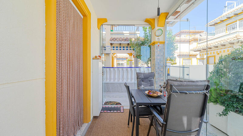 2 Cuarto Adosado en venta