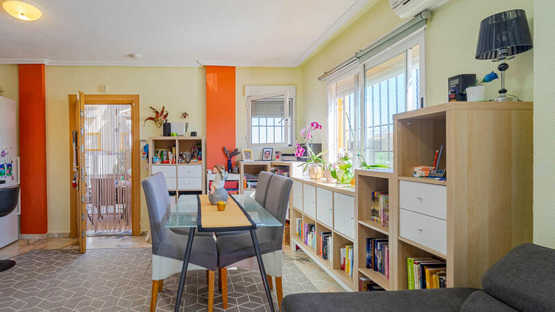 2 Cuarto Adosado en venta