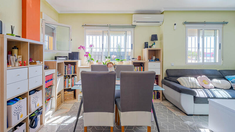 2 Cuarto Adosado en venta