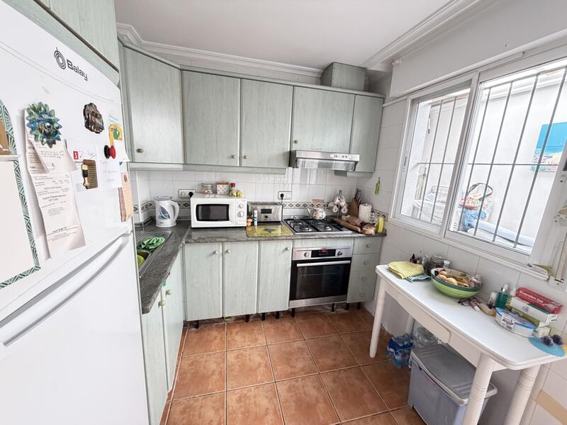 4 Schlafzimmer Stadthaus zu verkaufen