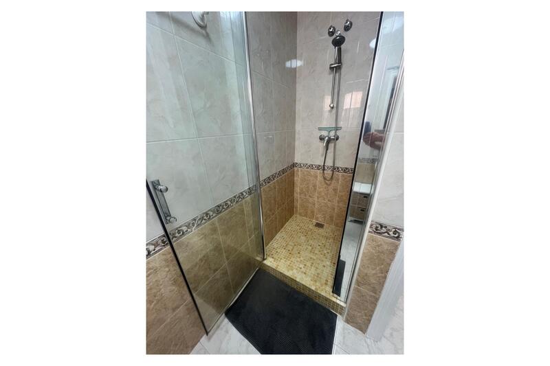 2 bedroom Townhouse for sale