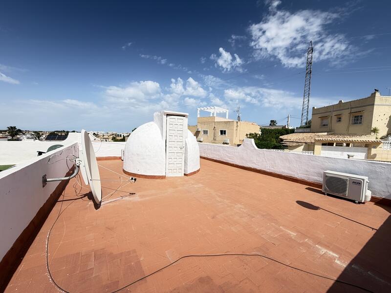 2 спальная комната городская тюрьма продается