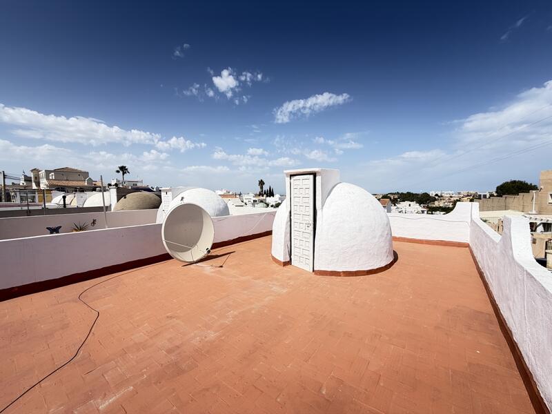 2 спальная комната городская тюрьма продается