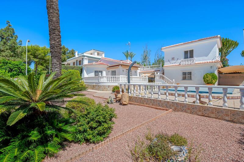 Villa til salgs i Ciudad Quesada, Alicante