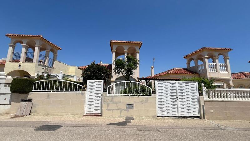 3 soverom Villa til salgs