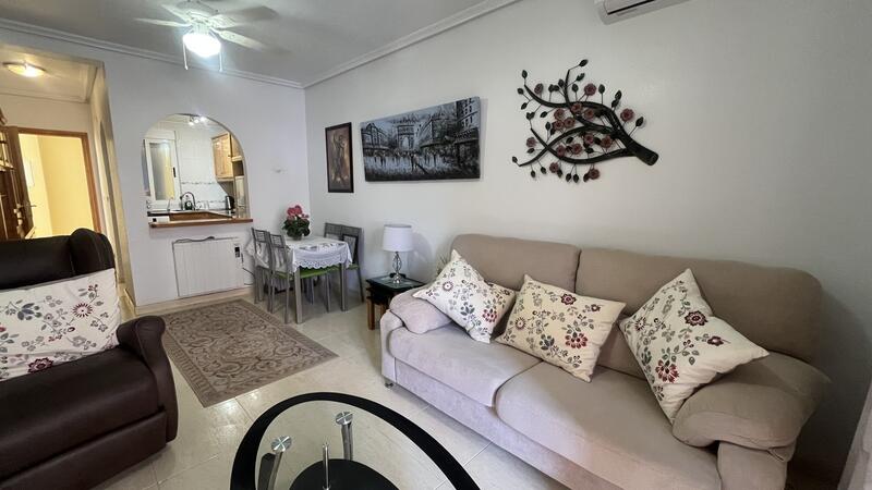 2 slaapkamer Appartement Te koop
