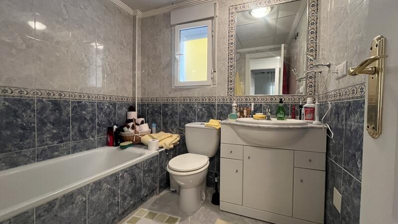 2 slaapkamer Appartement Te koop
