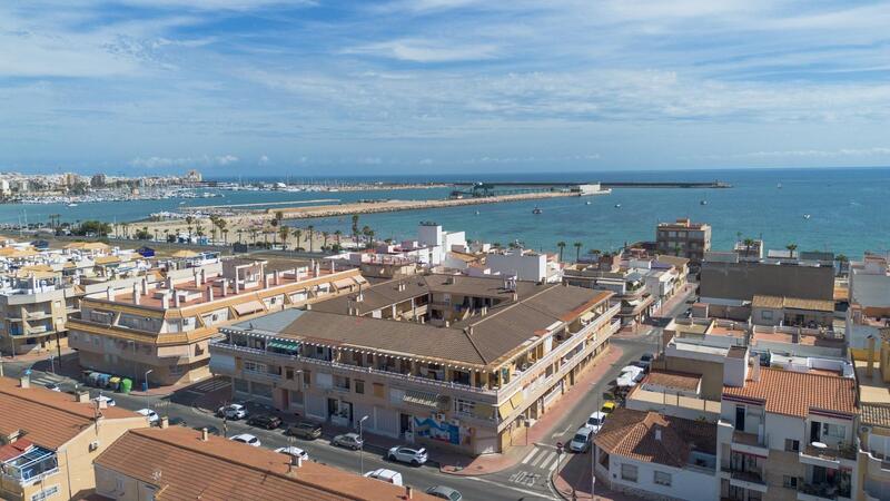 Lejlighed til salg i Torrevieja, Alicante