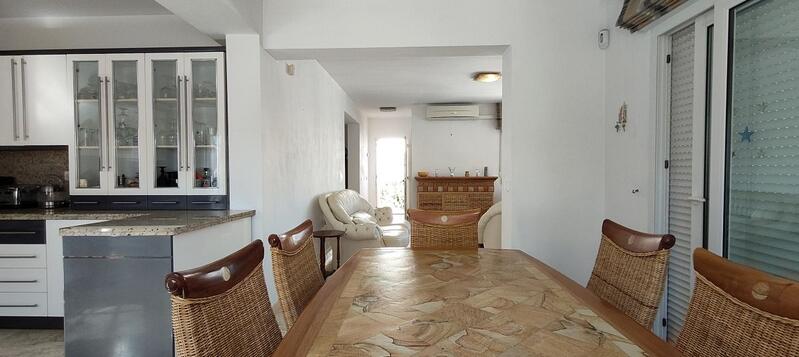 3 Cuarto Villa en venta