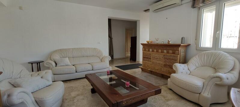 3 Cuarto Villa en venta