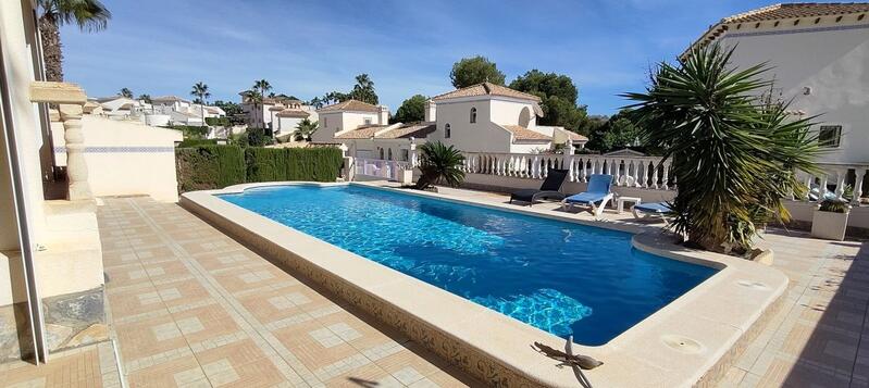 3 Cuarto Villa en venta