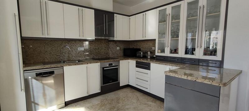 3 Cuarto Villa en venta