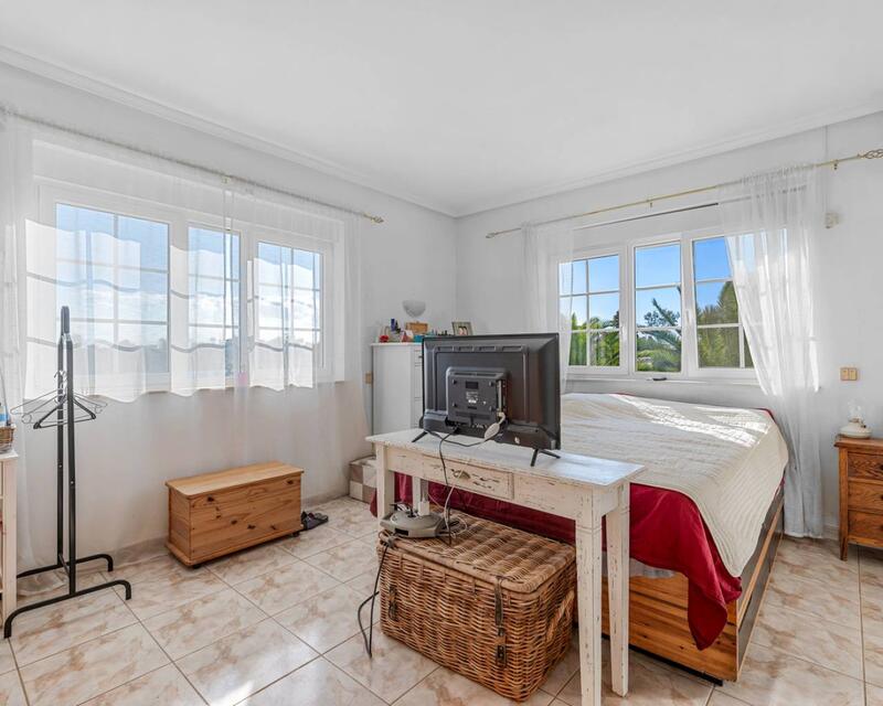10 Cuarto Casa de Campo en venta