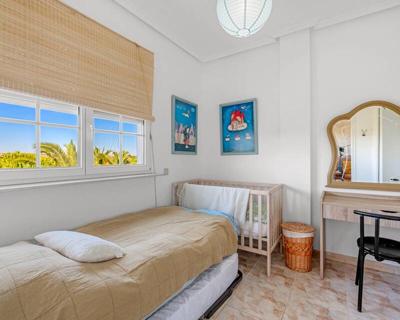 10 Cuarto Casa de Campo en venta