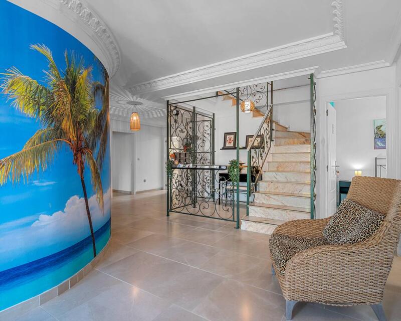 10 Cuarto Casa de Campo en venta