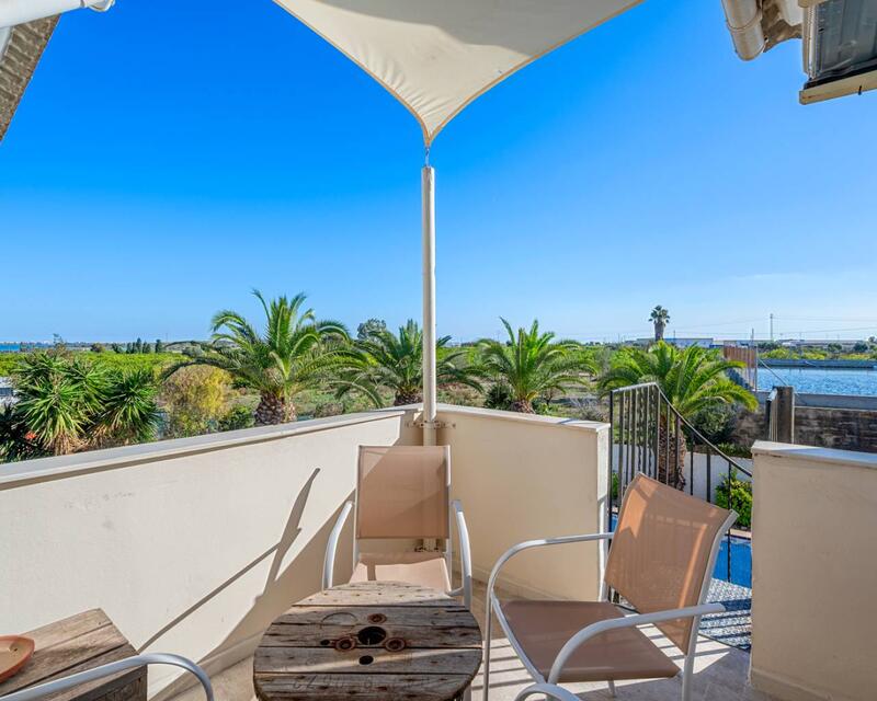 10 Cuarto Casa de Campo en venta