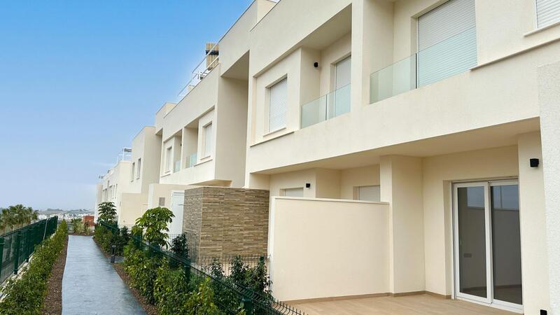 Apartment for sale in Algorfa, Alicante