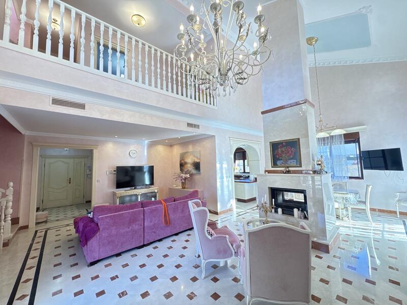 4 Cuarto Villa en venta