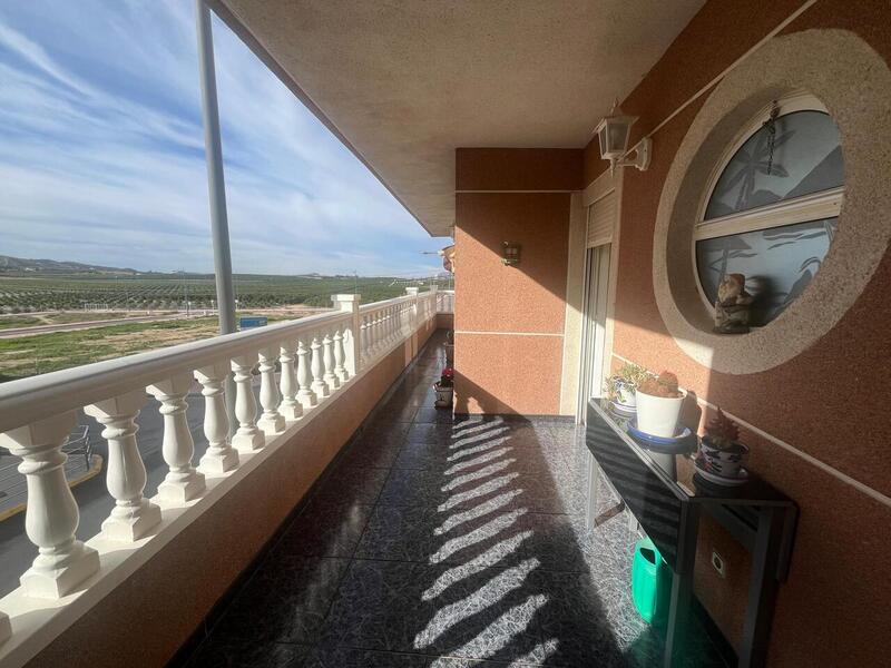 4 bedroom Apartment for sale