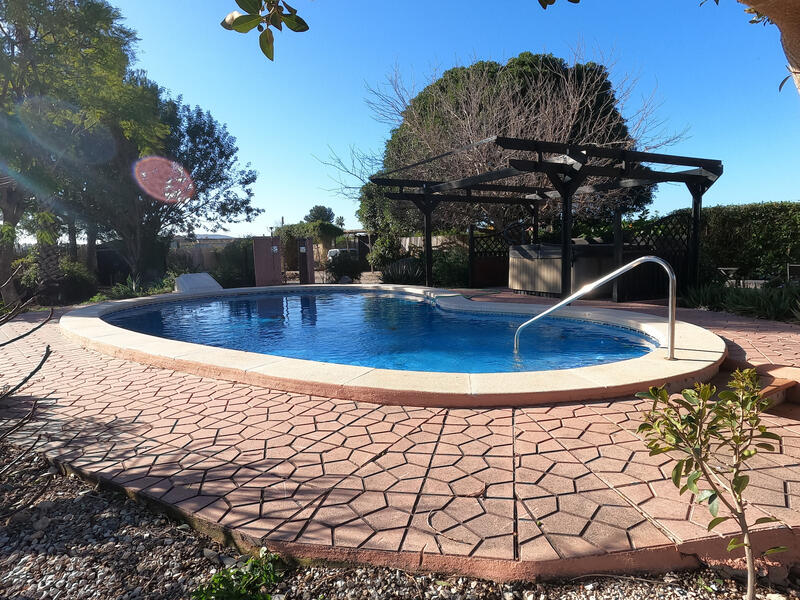 3 bedroom Country House for sale