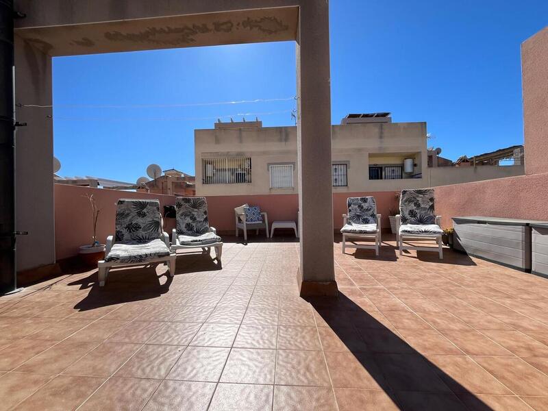 2 slaapkamer Appartement Te koop