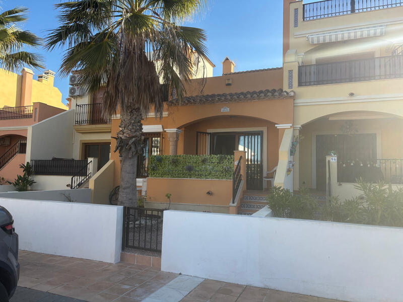 3 Cuarto Adosado en venta
