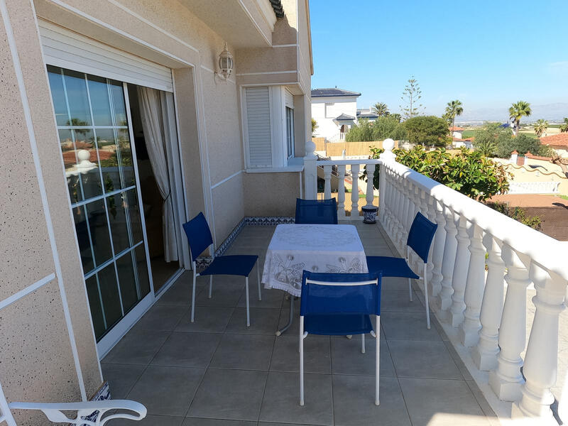 4 Cuarto Villa en venta