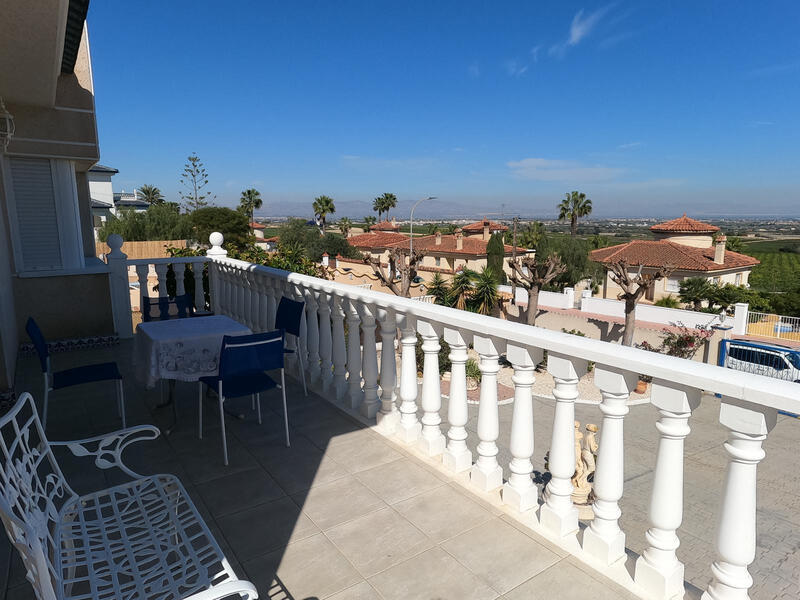 4 Cuarto Villa en venta