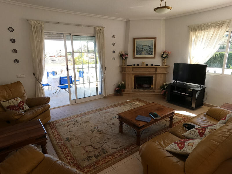 4 Cuarto Villa en venta