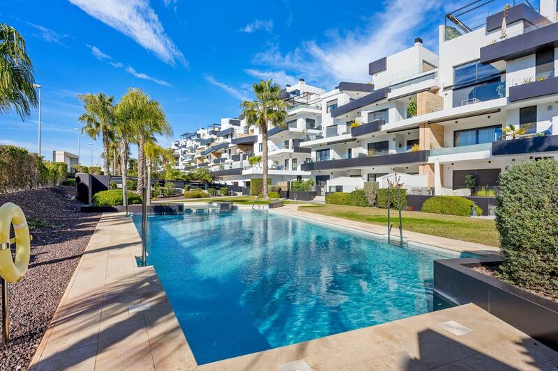 квартира продается в Villamartin, Alicante