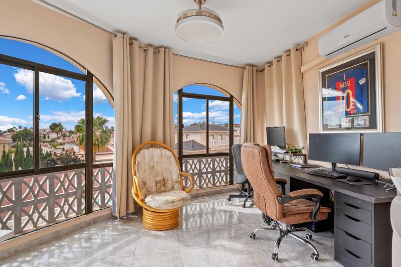 5 Cuarto Villa en venta