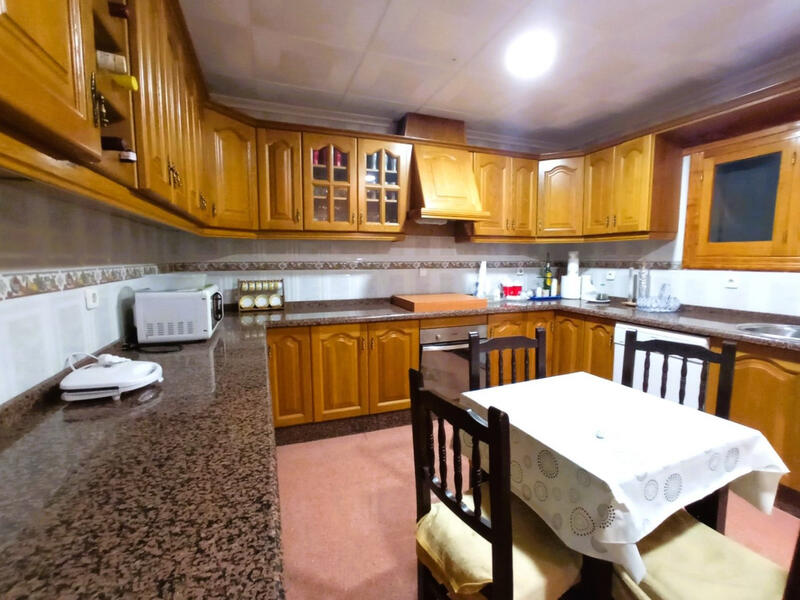 5 bedroom Villa for sale